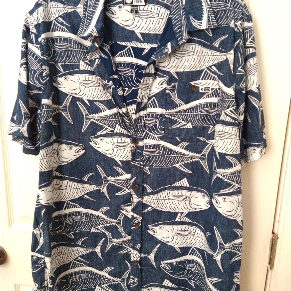 Salty Crew Woven Shirt size XXL